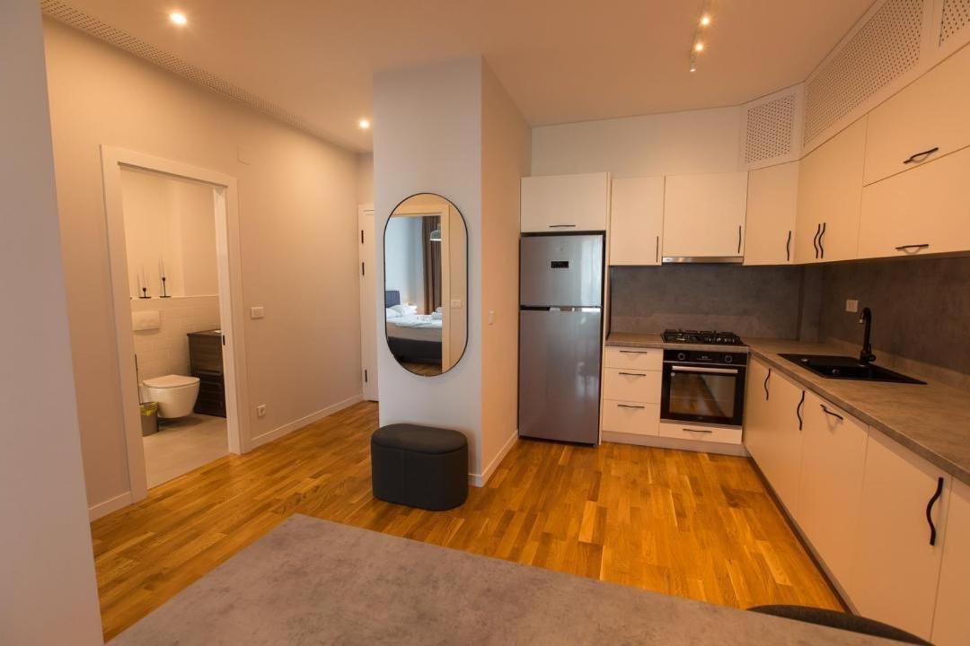 Escapism - Premium 1Br Apartment With Parking Bucarest Exterior foto